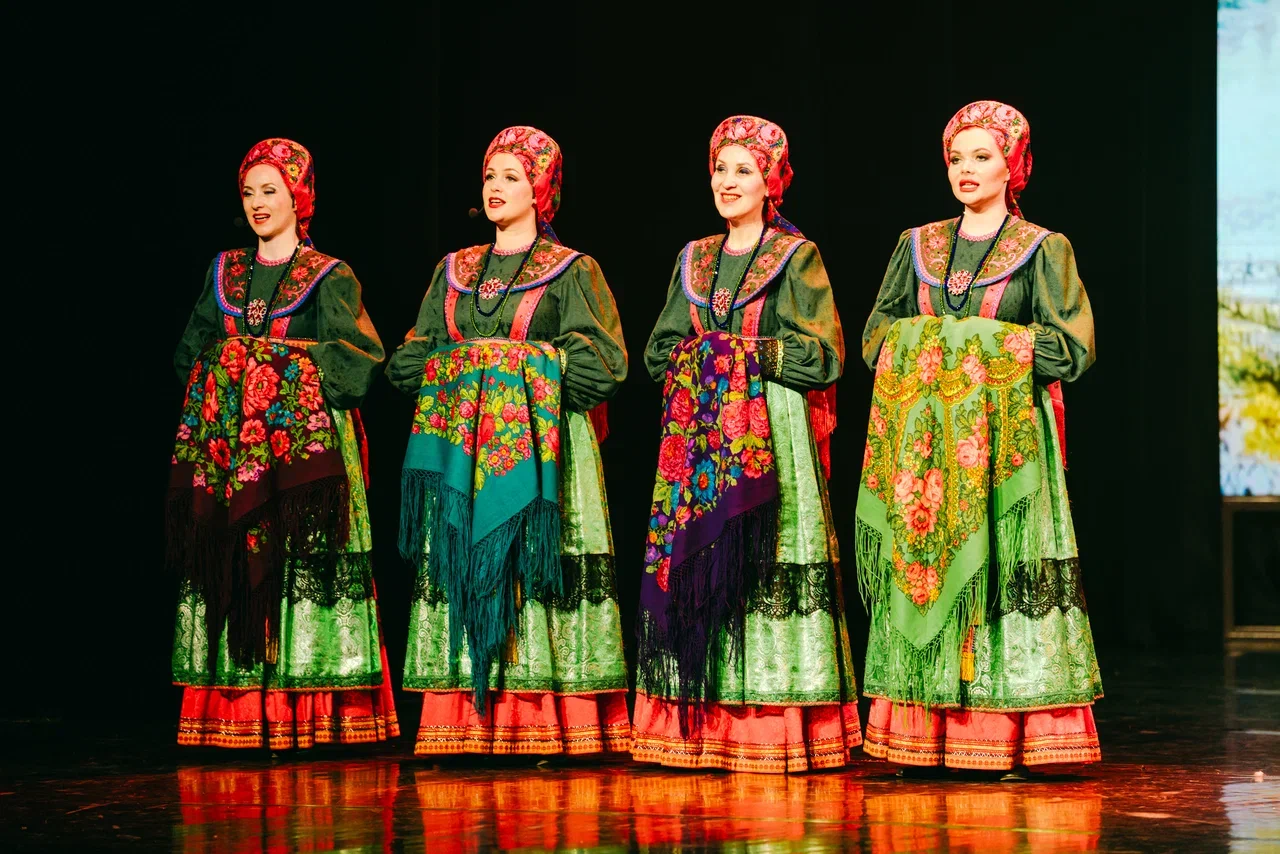 Северная культура в ярких красках: концерт «Асъя кыа» в «Октябре»!