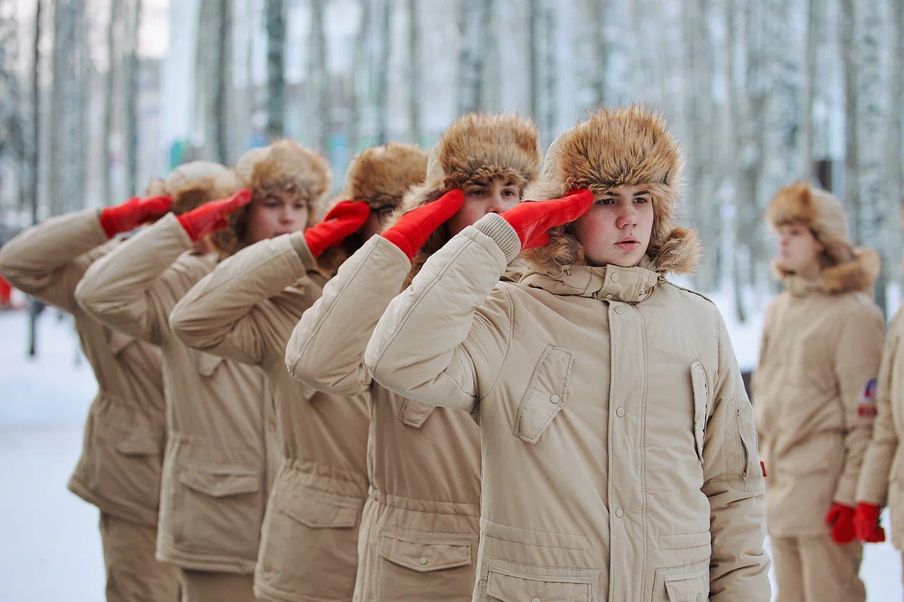 Югра чтит героев