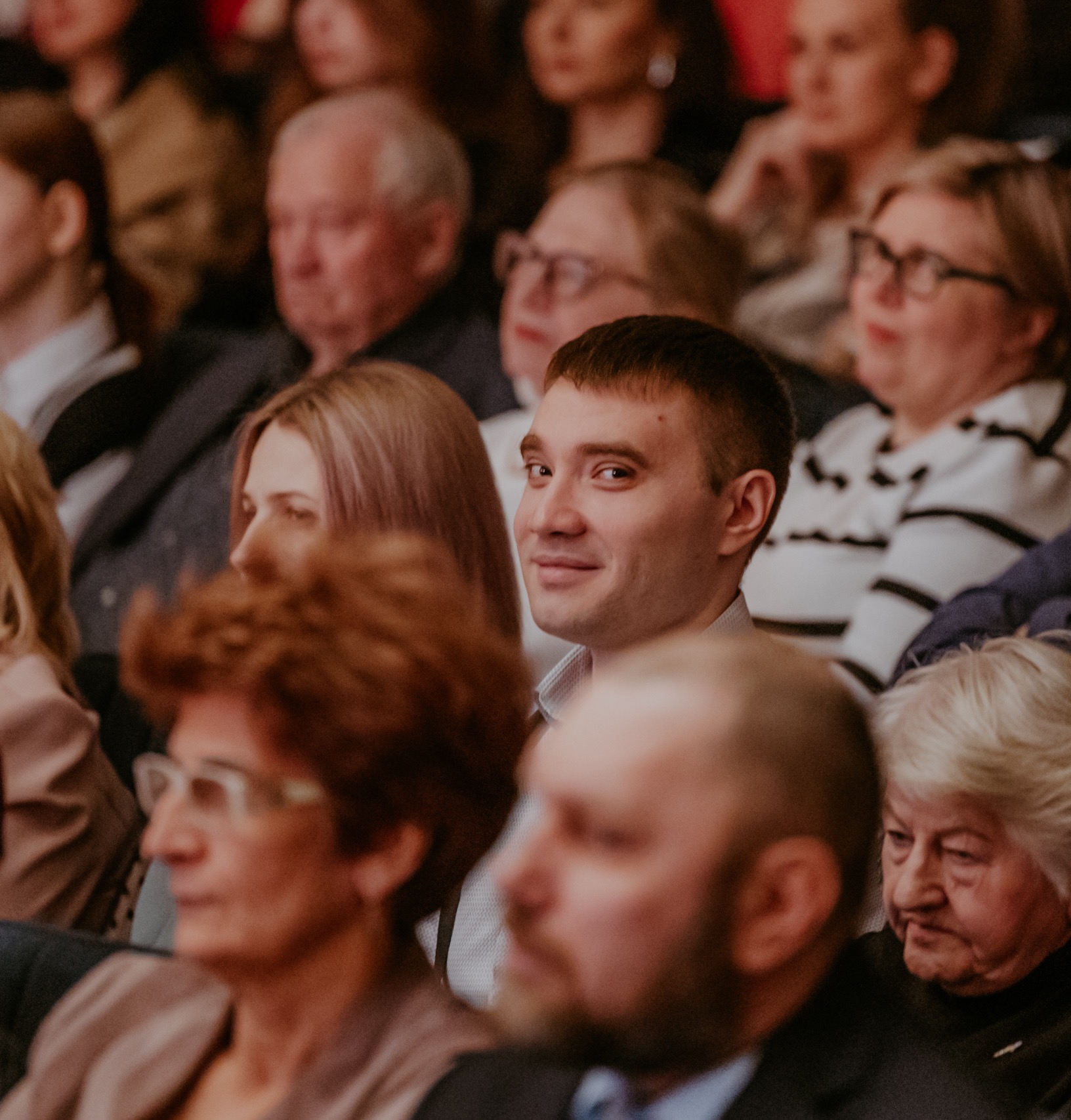 «Осенний роман» на сцене КДЦ «Октябрь»