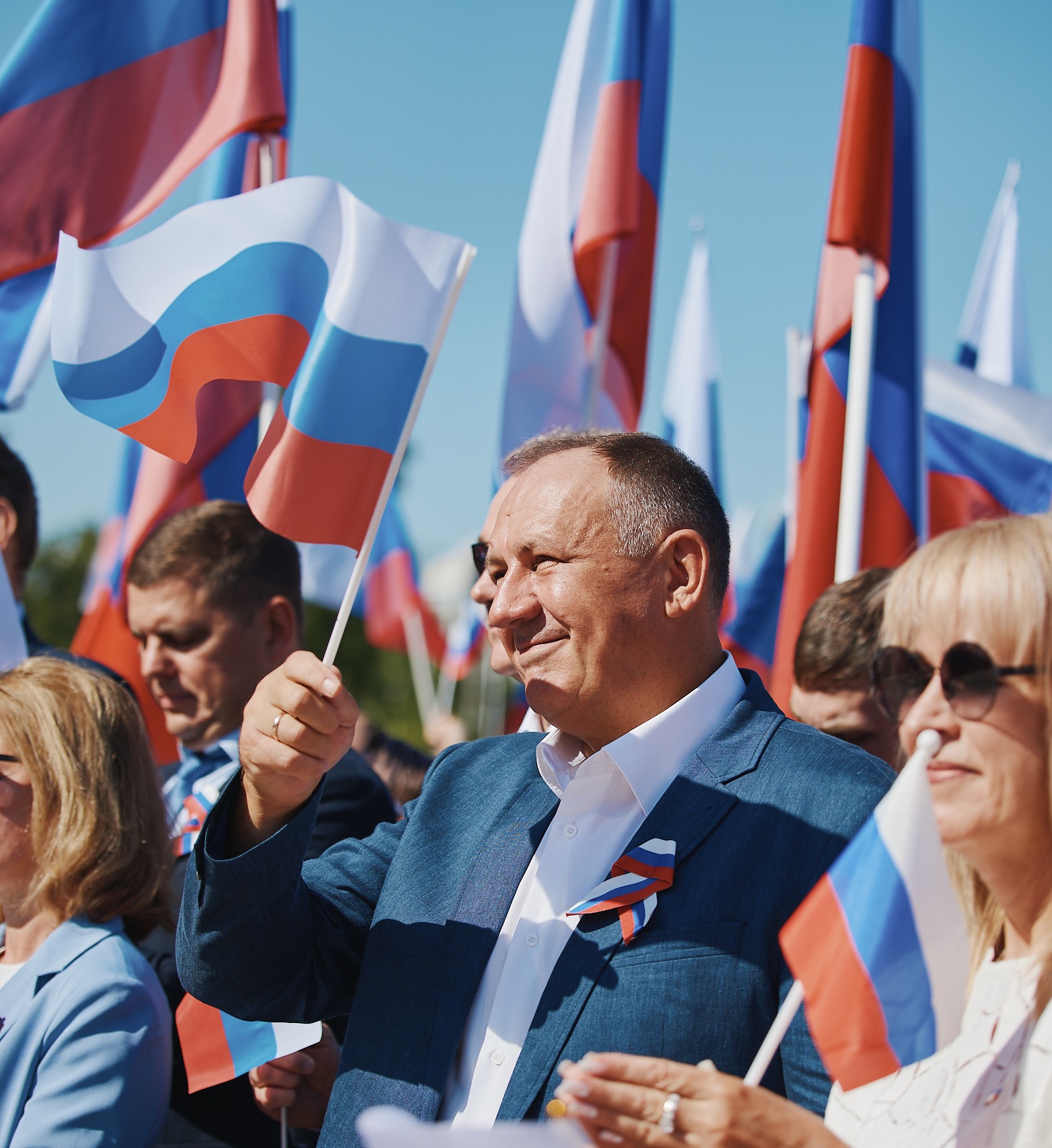 День Государственного флага России отметили в Ханты-Мансийске