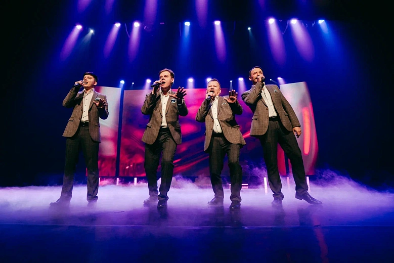 Любимые хиты 8 Марта: в «Октябре» с аншлагом прошли два «Крутых концерта»