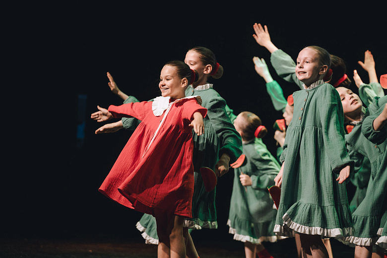 Большой концерт «Натали» и «Партер» состоялся в КДЦ «Октябрь» 