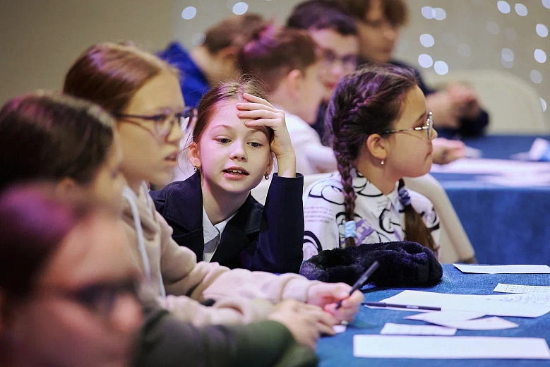 Новогодние квизы для подростков от КДЦ «Октябрь»