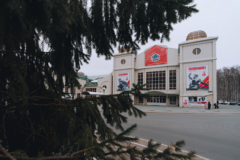 КДЦ «Октябрь» преобразился ко Дню Победы