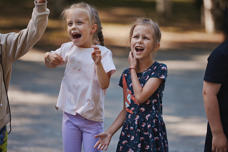 Лето с КДЦ «Октябрь»: о семейных ценностях – детям