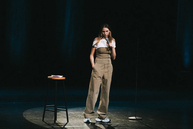 Женский стендап в «Октябре»!