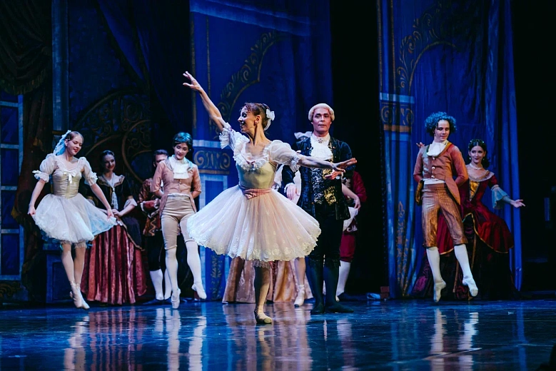 Балет в КДЦ «Октябрь»: легендарный «Щелкунчик»
