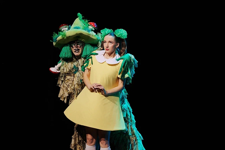 Премьеры новогодних представлений для детей в КДЦ «Октябрь»